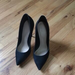 Aldo Black Heels Sleek Design